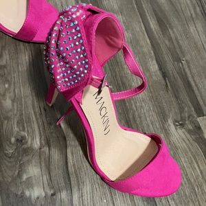 Mackin J Fuchsia Heels with Rhinestone Bow Heels